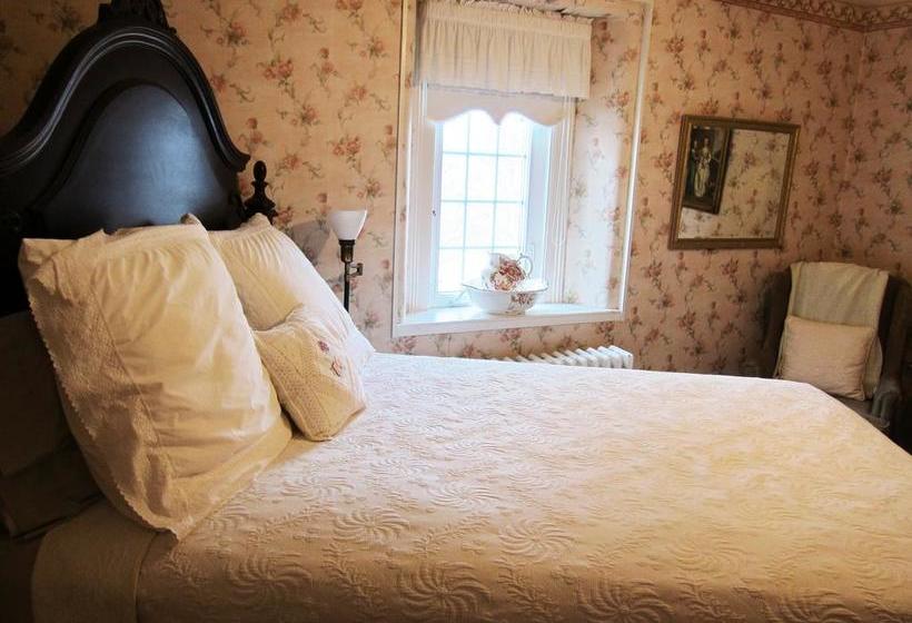 Danner House B&b | Niagara Falls | Ontario | Canada 10