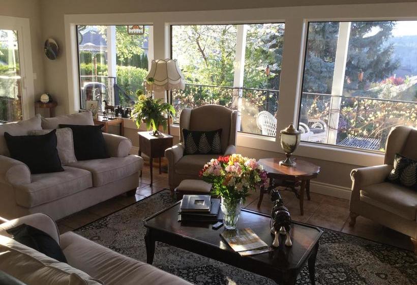 A Touch Of English B&b | Kelowna | British Columbia | Canada 1