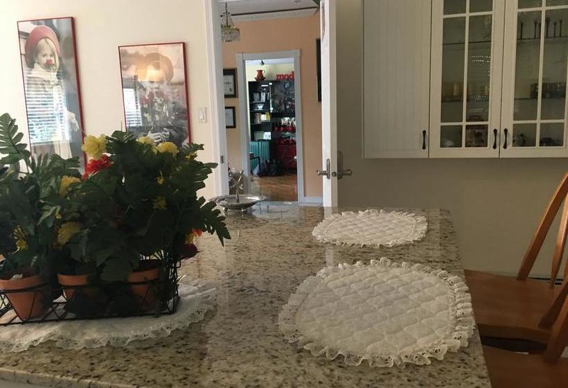 Diana S Luxury Bed And Breakfast | Vancouver | Colúmbia Britânica | Canadá 5