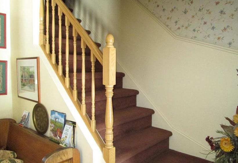 Bed and Breakfast Gite De Brouage | Gatineau | Quebec | Canada 12