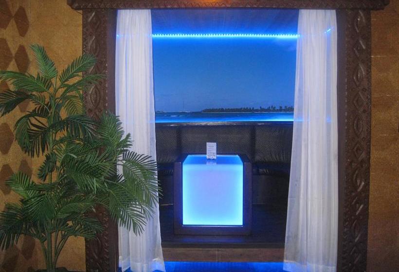 Motel Coconut | Trois Rivieres | Quebec | Canada 12