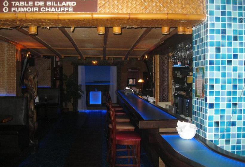 Motel Coconut | Trois Rivieres | Quebec | Canada 19