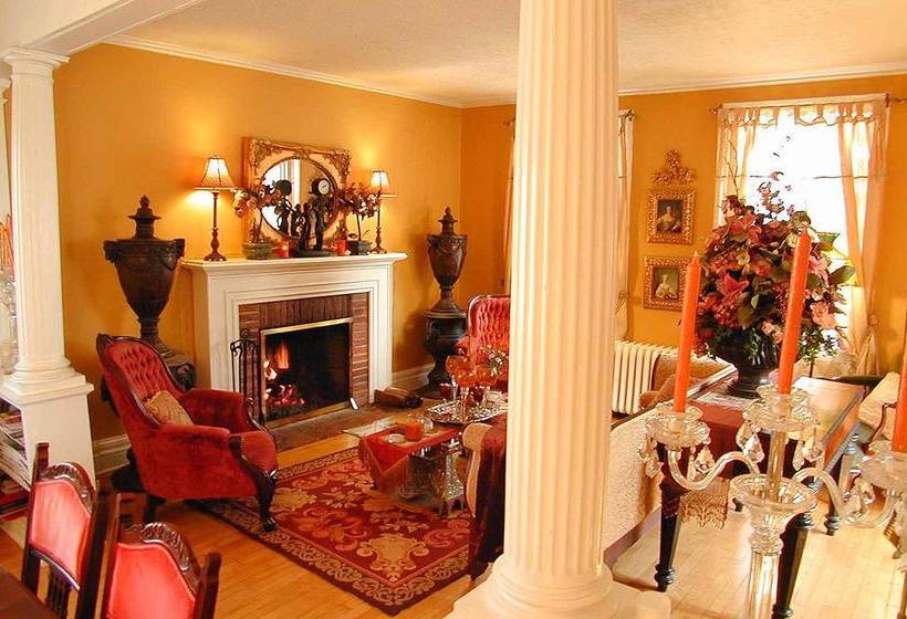 Apple Tree Historic B&b | Niagara on the Lake | Ontario | Canada 11