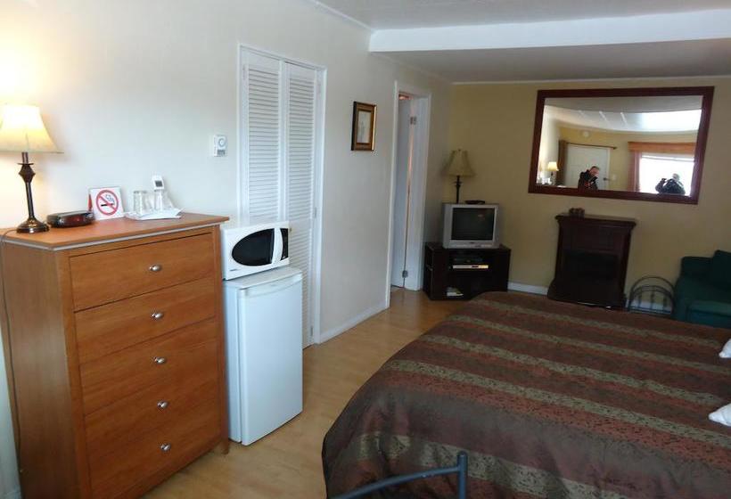 Motel Canadien | Trois Rivieres | Quebec | Canada 13