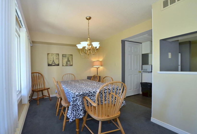 Hotel The Lodges At Blue Mountain - Wintergreen Condos | Midland | Ontario | Canada 15