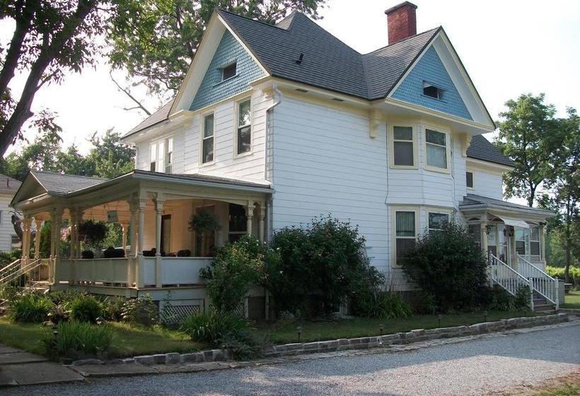 Hotel Green Oaks Niagara Falls Ontario