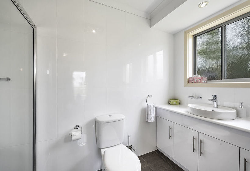 Megan Court Apartments | Mount Gambier | South Australia | Australia 7