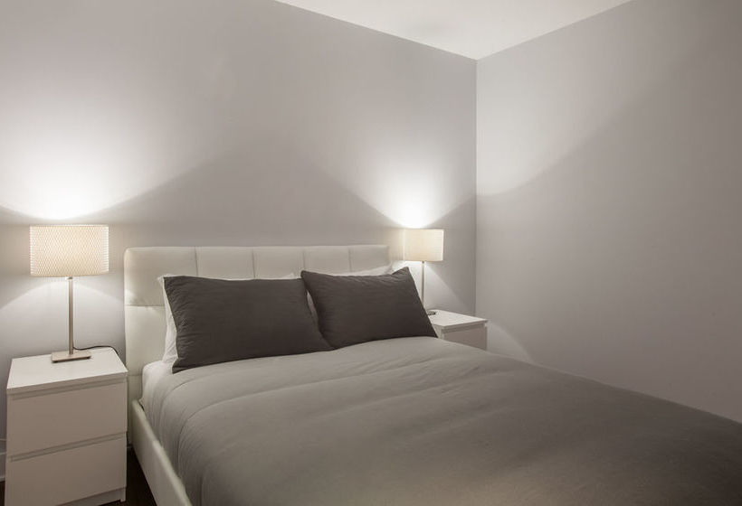 Lmvr - The Bull | Montreal | Quebec | Canada 13