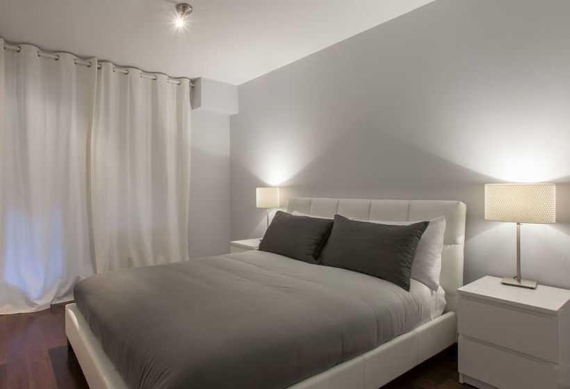 Lmvr - The Bull | Montreal | Quebec | Canada 4