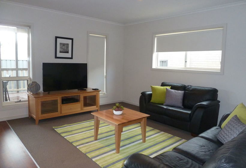 Hart Street Apartment | Mount Gambier | South Australia | Australia 4