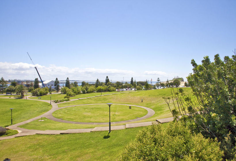 Newcastle Terraces & Apartments  Flagstaff Apartments | Newcastle | New South Wales | Australia 11