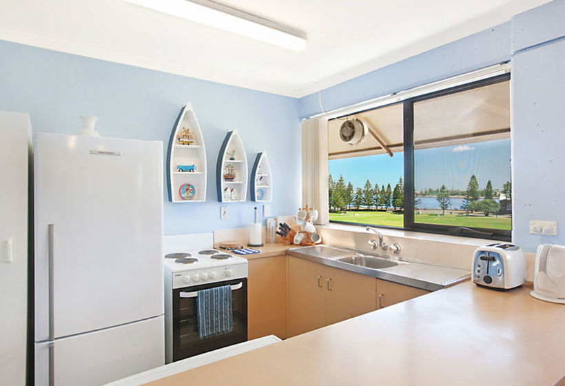 Newcastle Terraces & Apartments  Flagstaff Apartments | Newcastle | New South Wales | Australia 6