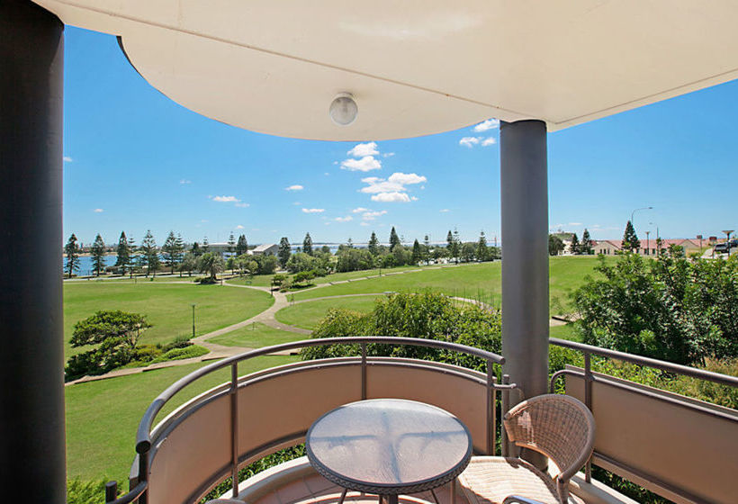 Newcastle Terraces & Apartments  Flagstaff Apartments | Newcastle | New South Wales | Australia 9