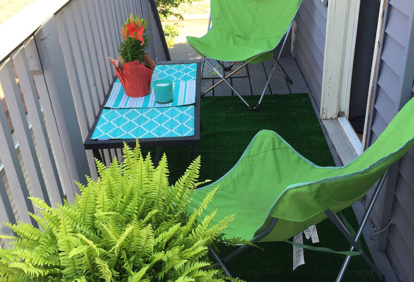 Stone Boutique Suites | Niagara Falls | Ontario | Canada 11