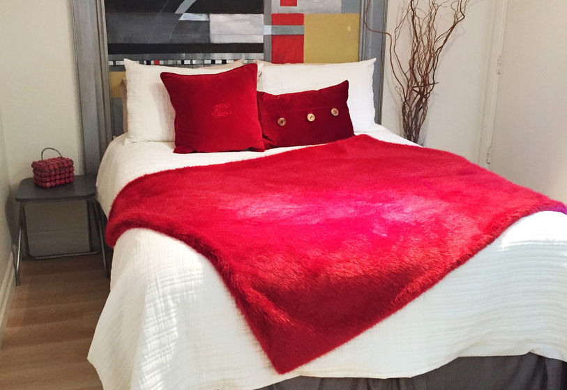 Stone Boutique Suites | Niagara Falls | Ontario | Canada 13