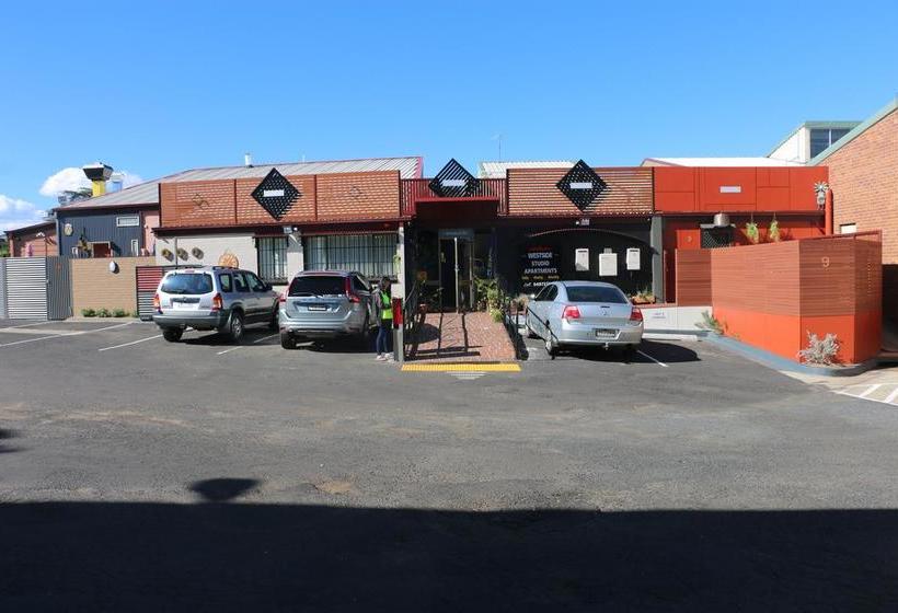 Westside Studio Apartments | Armidale | New South Wales | Australia 4