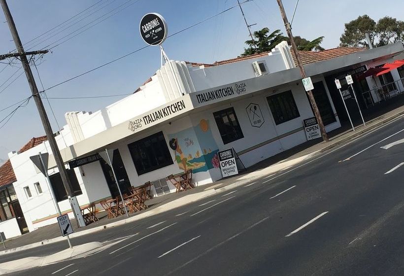 Hostal Rooms At Carboni S Ballarat Victoria