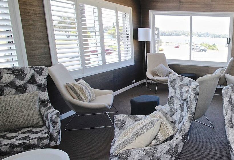Hotel Quays | Batemans Bay | New South Wales | Australia 2
