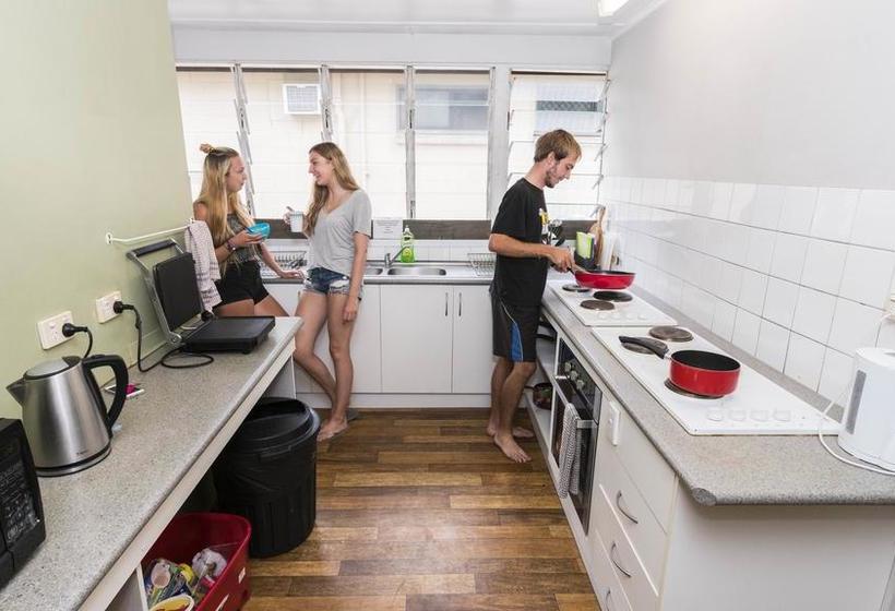 Hostel Castaways Backpackers | Cairns | Queensland | Australia 1