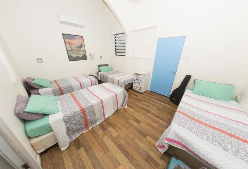 Hostel Castaways Backpackers | Cairns | Queensland | Australia 15
