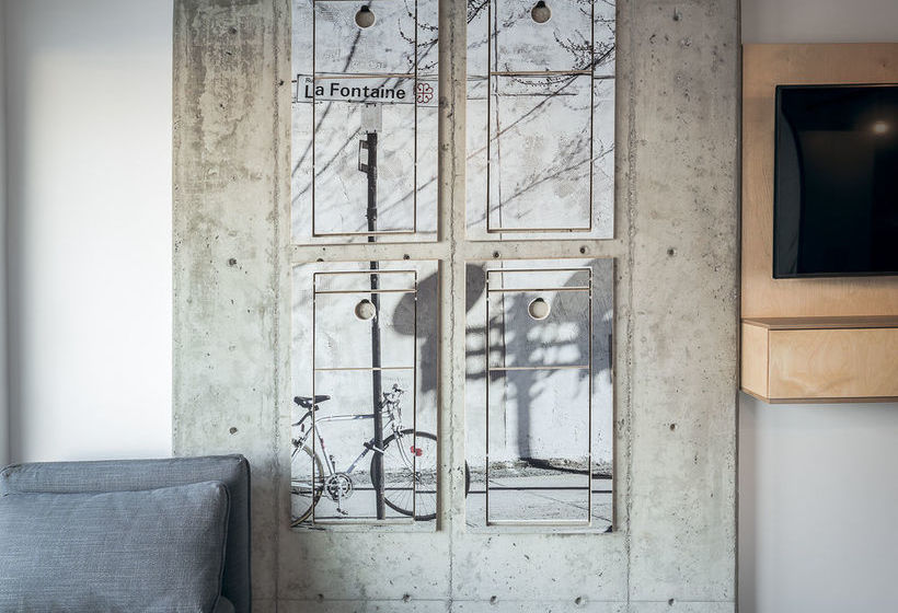 Boxotel | Montreal | Quebec | Canada 6