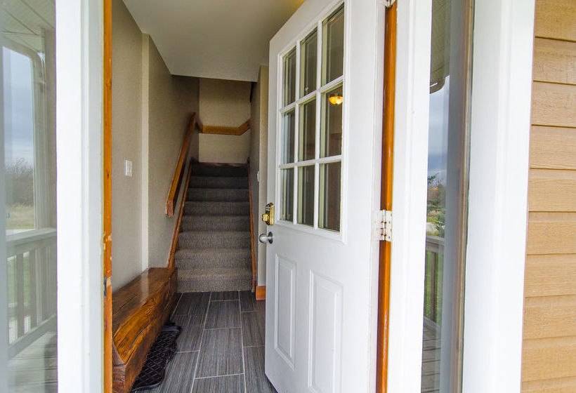 Summit Ridge 1 | Blue Mountains | Ontario | Canada 1