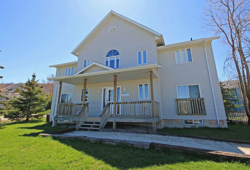 Summit Ridge 2 | Blue Mountains | Ontario | Canada 3