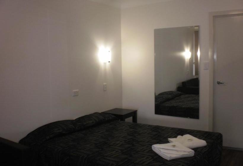 Blackwater Hotel Motel | Blackwater | Queensland | Australia 5