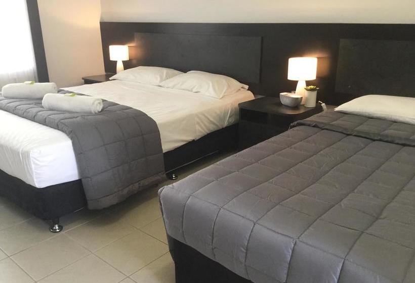 Sunseeker Motel | Hervey Bay | Queensland | Australia 2