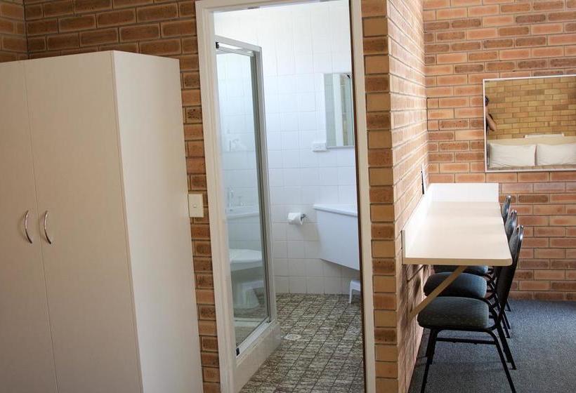 Hotel Buckaroo Motor Inn | Warwick | Queensland | Australia 5