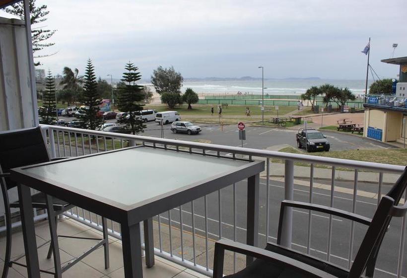 Hotel Komune Resort and Beach Club Greenmount Beach | Gold Coast  | Queensland | Australia 1