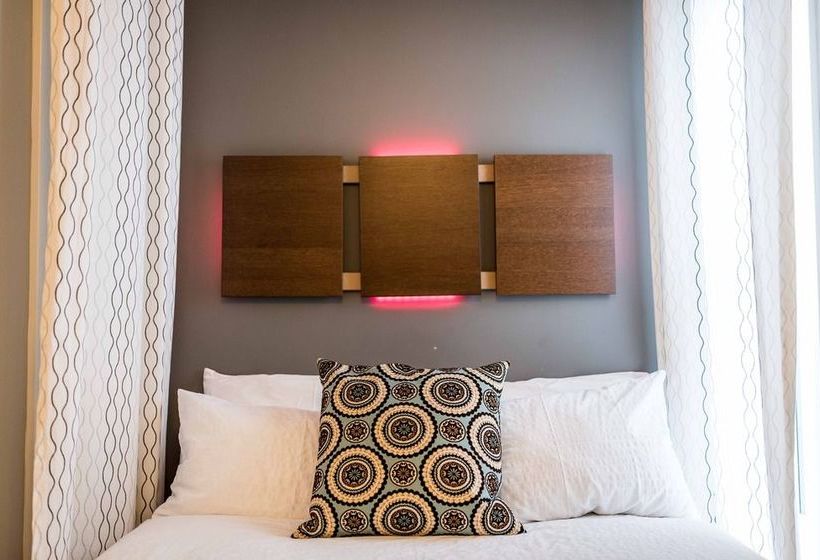 Bower On Queen | Moneton | New Brunswick | Canada 13