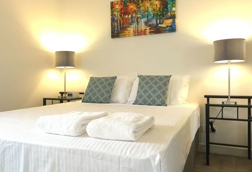 Melbourne Skyhigh Apartments | Melbourne | Victoria | Australia 1