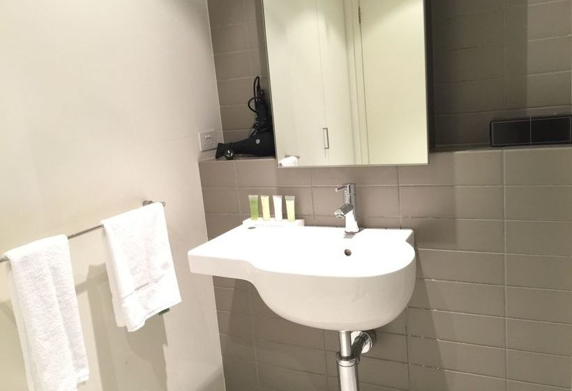 Melbourne Skyhigh Apartments | Melbourne | Victoria | Australia 20