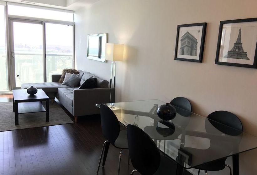 To Stays York And Lakeshore | Toronto | Ontario | Canada 11