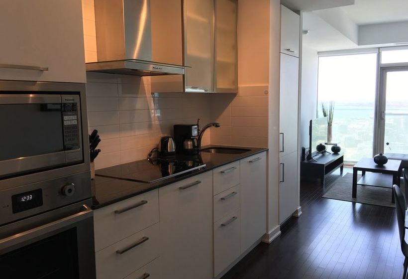 To Stays York And Lakeshore | Toronto | Ontario | Canada 18