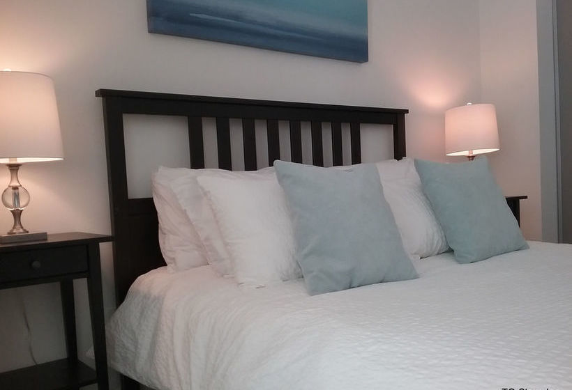 To Stays Richmond And Duncan | Toronto | Ontario | Canada 1