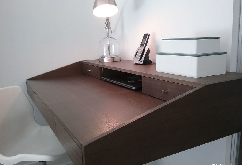 To Stays Richmond And Duncan | Toronto | Ontario | Canada 18