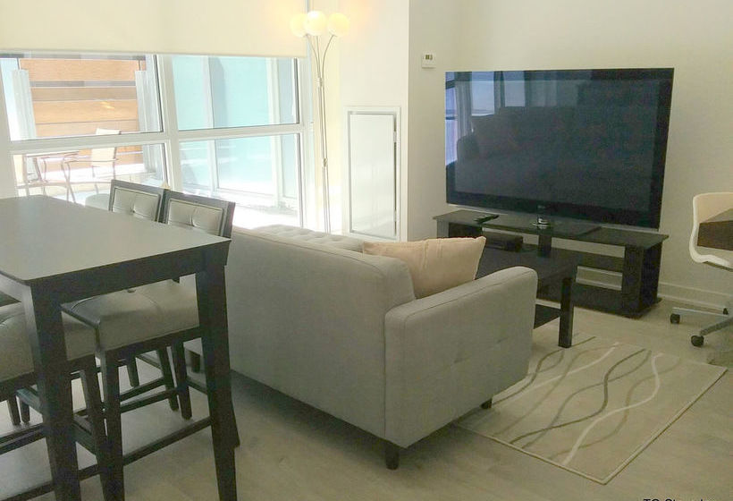 To Stays Richmond And Duncan | Toronto | Ontario | Canada 7