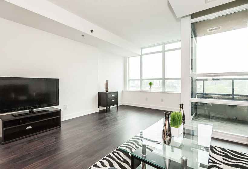 Life Suites Lakeside Mimico | Toronto | Ontario | Canada 14