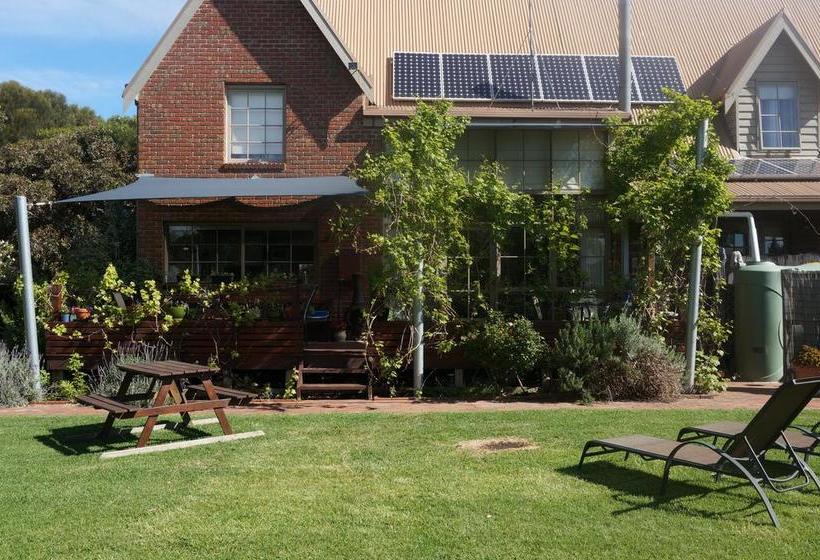 Bed and Breakfast Surf House Ocean Grove | Ocean Grove | Victoria | Australia 19