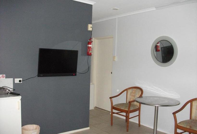 Beerwah Glasshouse Motel | Beerwah | Queensland | Australia 4