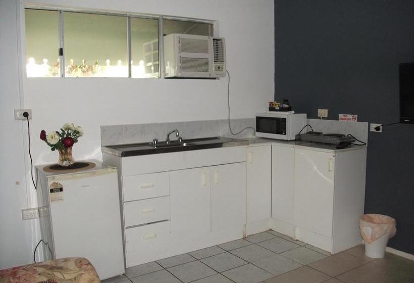 Beerwah Glasshouse Motel | Beerwah | Queensland | Australia 7