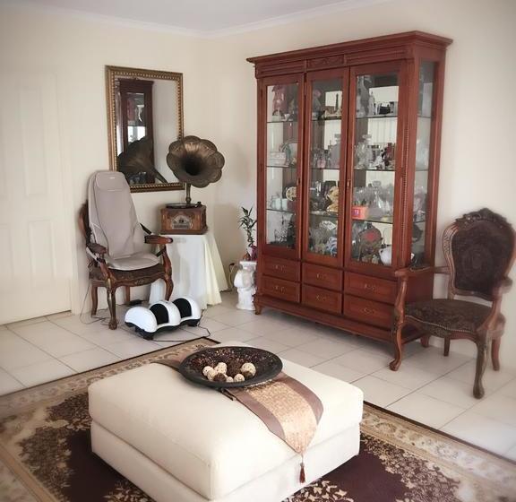 Bed and Breakfast Mountain View Bedroom | Gold Coast  | Queensland | Australia 6