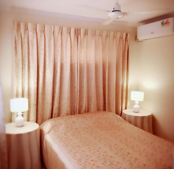 Bed and Breakfast Mountain View Bedroom | Gold Coast  | Queensland | Australia 7