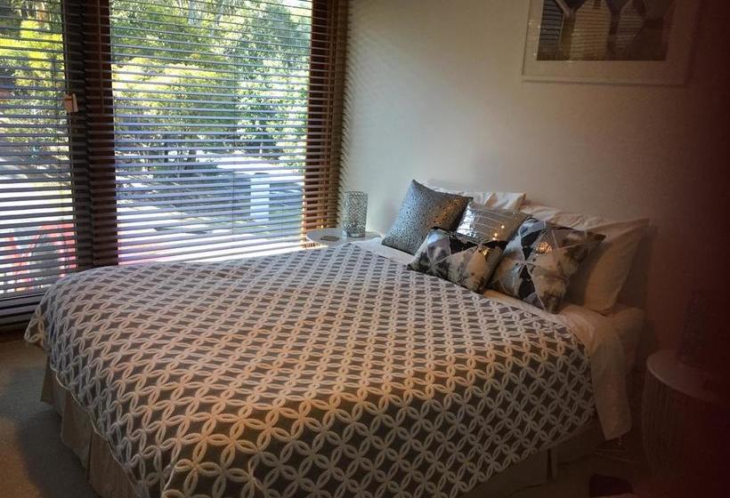 Bed and Breakfast Hidden Gem Burleigh Heads | Gold Coast  | Queensland | Australia 6