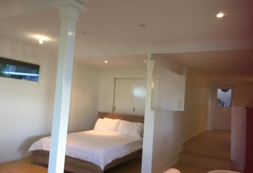 Bed and Breakfast Hidden Gem Burleigh Heads | Gold Coast  | Queensland | Australia 9