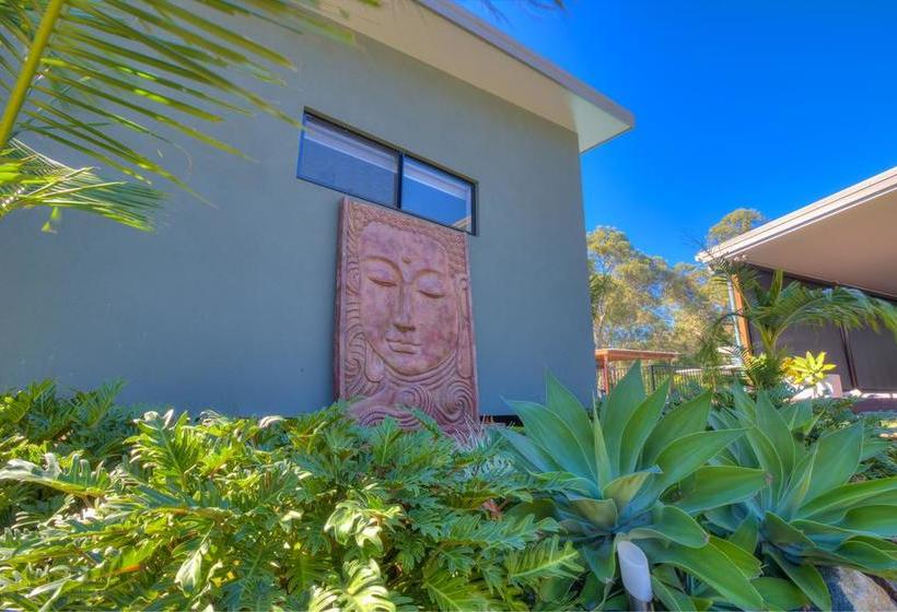 Bed and Breakfast The Zen Den Queensland