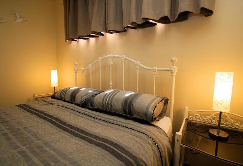 Bed and Breakfast Otago Cottage | Hobart | Tasmania | Australia 3