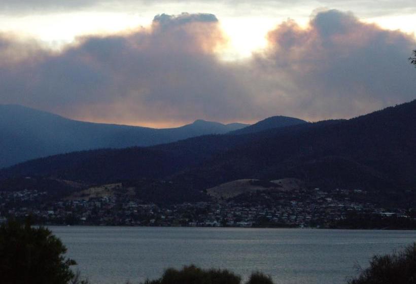 Bed and Breakfast Otago Cottage | Hobart | Tasmania | Australia 6